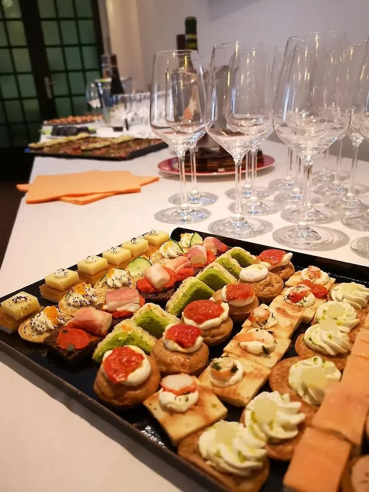 Ibis Styles Rennes Centre Gare Nord Hotel