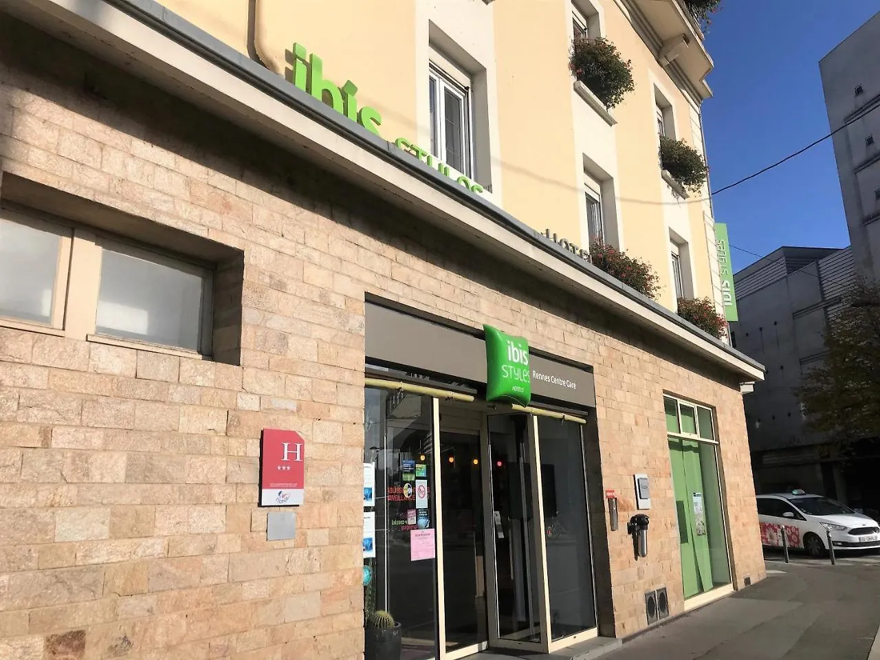 Ibis Styles Rennes Centre Gare Nord Hotel